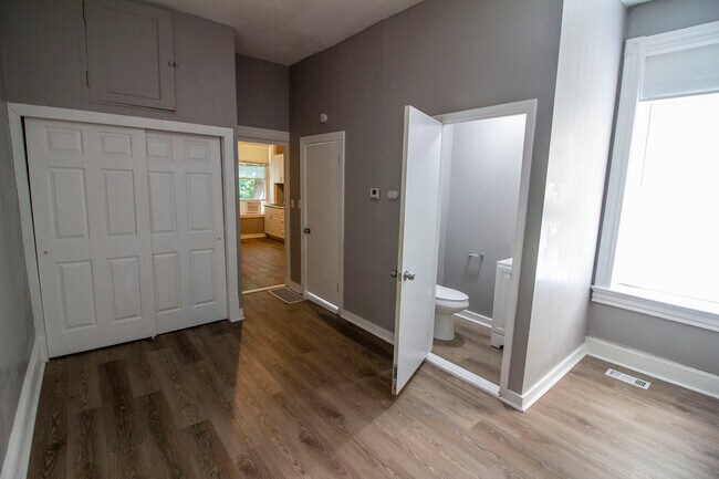 Photo - 1930 Winnebago St Unit 1932