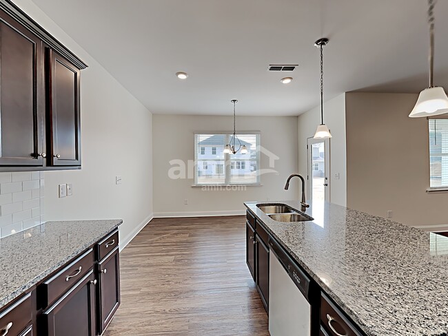 Photo - 3209 Pinemount Rd