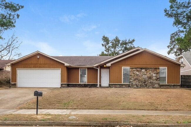 Building Photo - 6683 Beaverlodge Dr