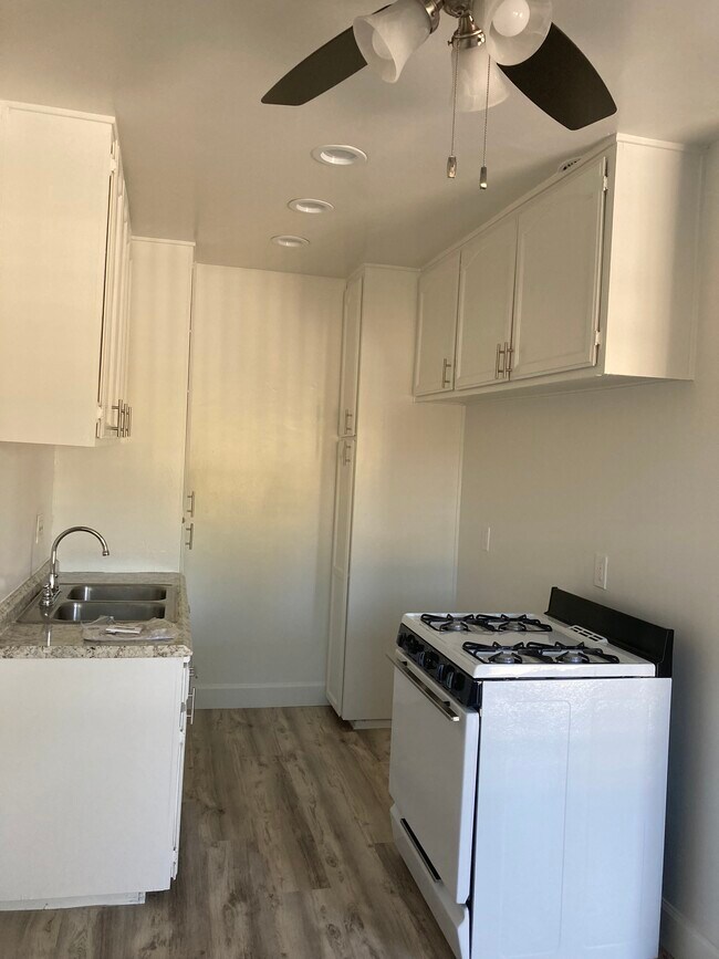 Photo - Brookside Apartments