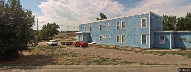 405 Oilfield Ave 3  