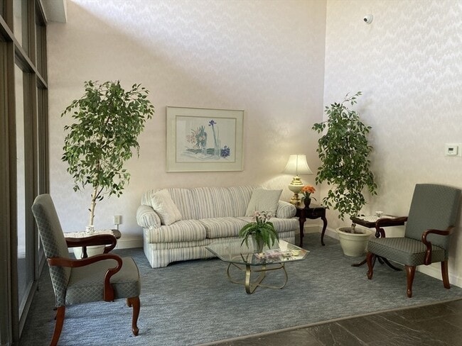 Photo - 1 Summit Dr Unit 33