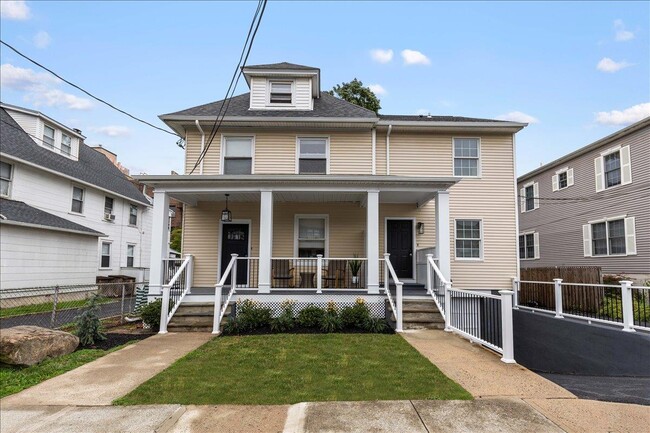 Photo - 19 Maple Ave Townhome