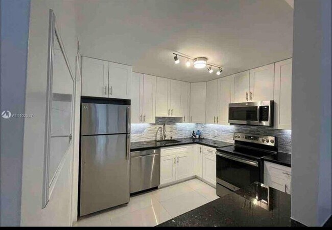 Photo - 2101 S Ocean Dr Unit 302