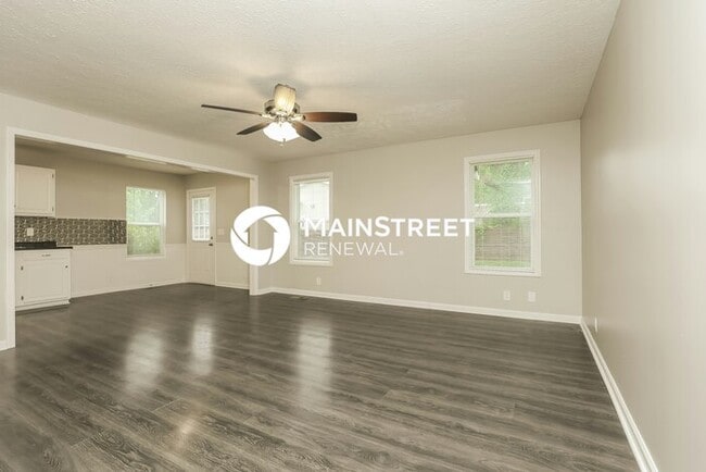 4 Bedroom Pet-Friendly Home in MURFREESBORO, TN with Main Street Renewal
