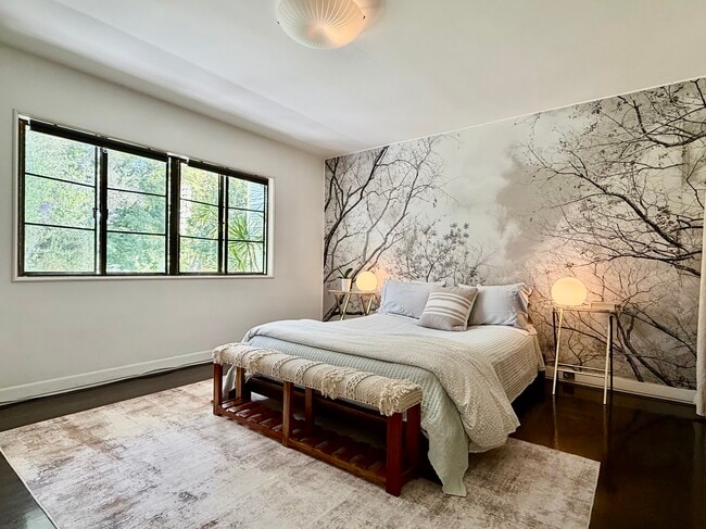Building Photo - 5587 Village Grn