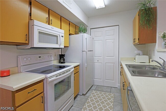 Photo - 12640 Equestrian Cir Unit 1911