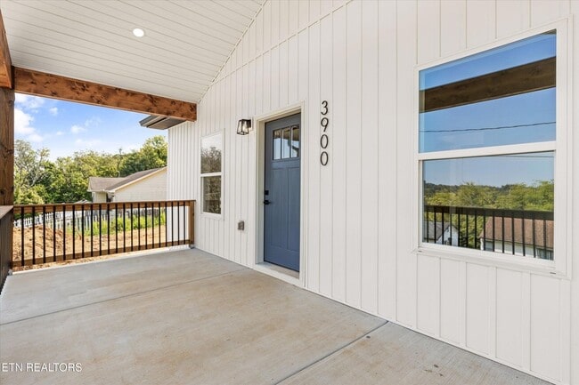 Photo - 3900 Lilac Ave