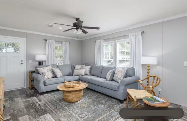 Photo - 19 Briarfield Ct