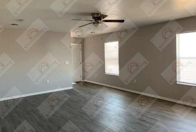 2608 E 14th St Unidad B