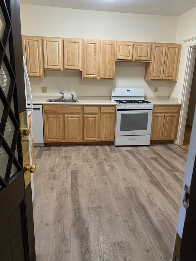 Photo - 75 Longwood Ave Unidad 1F