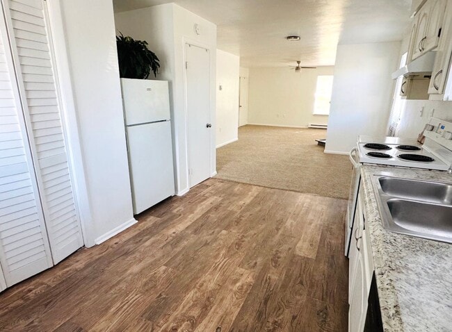 Photo - Updated 2nd Floor Duplex, blocks from beach