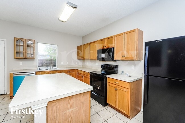 Photo - 7401 Snow Ridge Dr