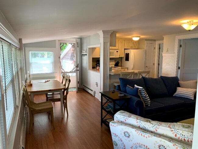 Photo - 8 Pine Tree Ave Unidad WINTER RENTAL Available 1/1-6/1/26