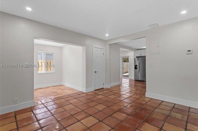 211 NW 51st St