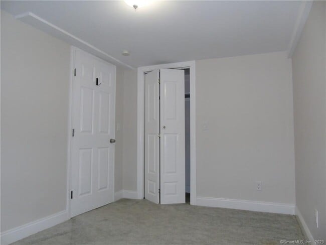 Photo - 14 Mayfair Pl