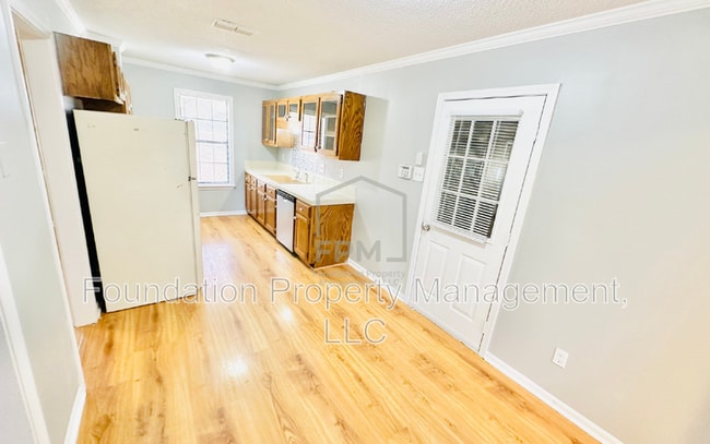 Photo - 5682 Richburg Ave