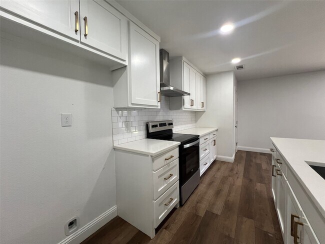 Photo - 1809 Pilot Way