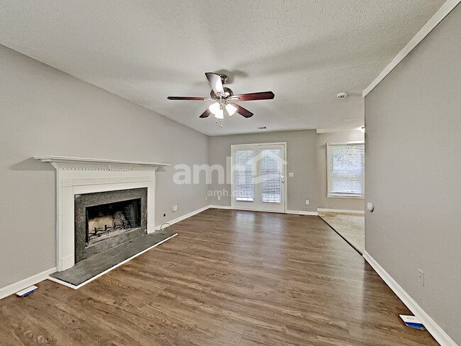 Photo - 479 Shoal Ct