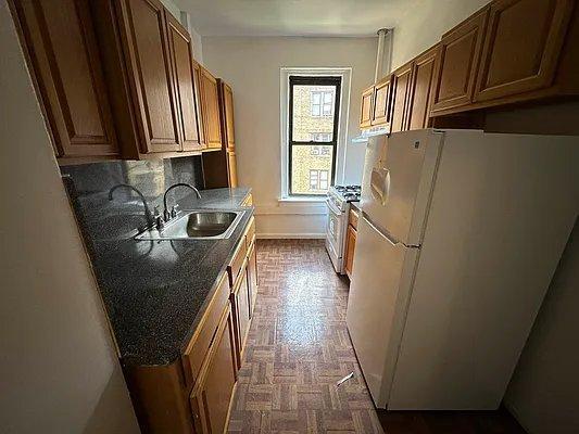 Building Photo - 2 bedroom in Bronx NY 10452 Unit 4F Rental
