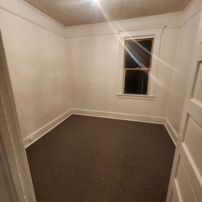 Photo - 13 Brinkerhoff Pl Unit 2