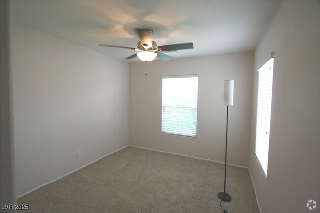Building Photo - 1330 Crystal Hill Ln Rental