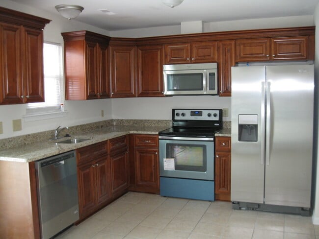 Photo - Beautiful 2 bedroom Townhouse