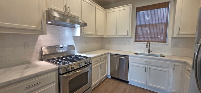 Photo - 845 Bronze Ln