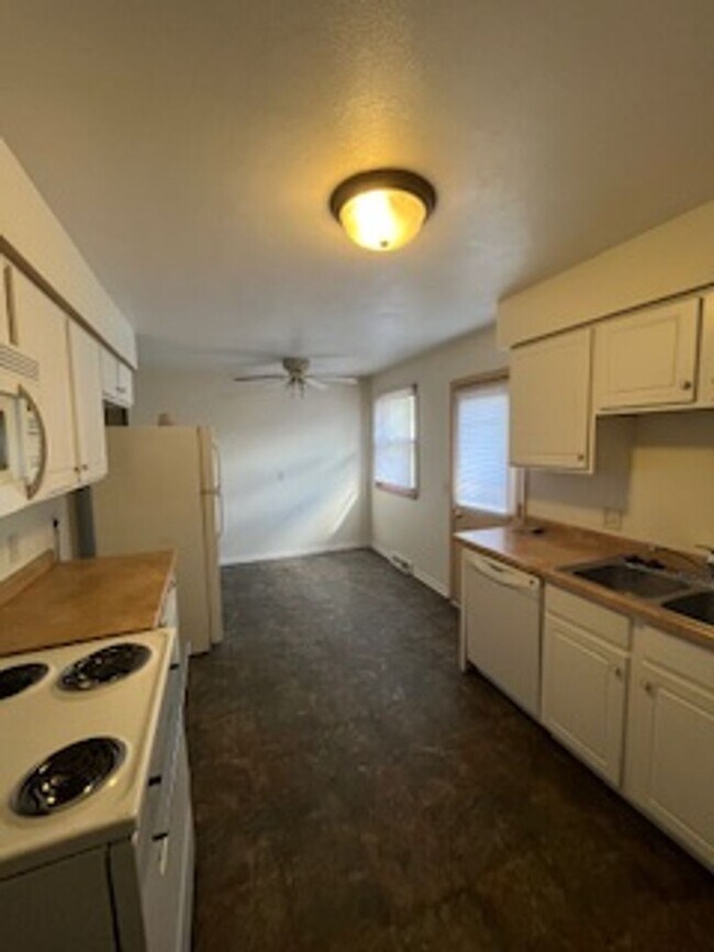 Photo - 377 Unit 1304