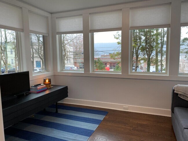 Photo - 32-34 Washington Avenue - Unit 2