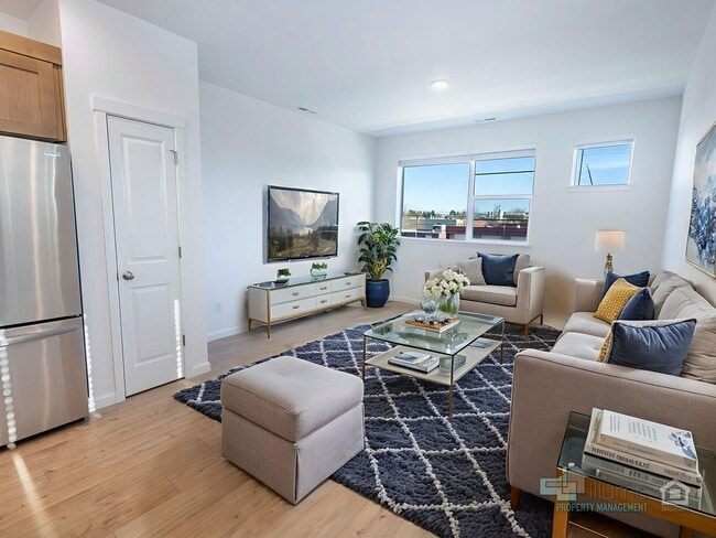 Photo - Charming 2-Bedroom, 2.5-Bathroom Home in Hillsboro
