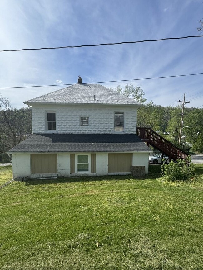 Photo - 6 Laurel Hill Ln Unit 1