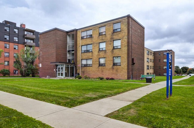 Photo - Great 3 Bedroom Apartment! Unit 1535