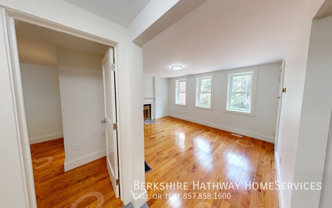 Photo - 3 Gibson St Unit 5D