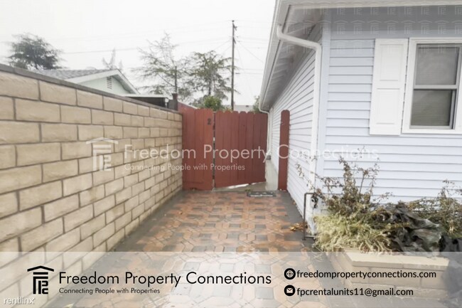 Photo - Studio, 1 bath Triplex - 253 Orion Avenue ...