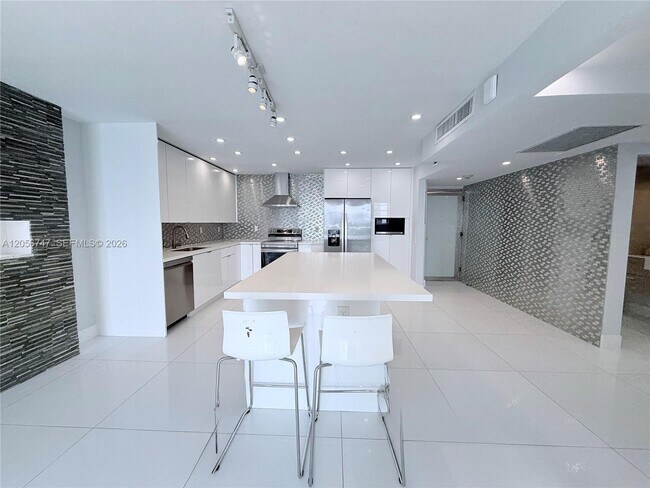 Photo - 19390 Collins Ave Unit 907
