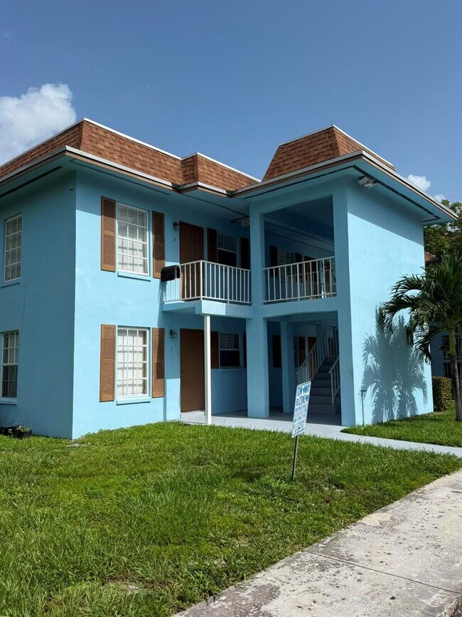 Photo - 4951 Wedgewood Way Unidad .
