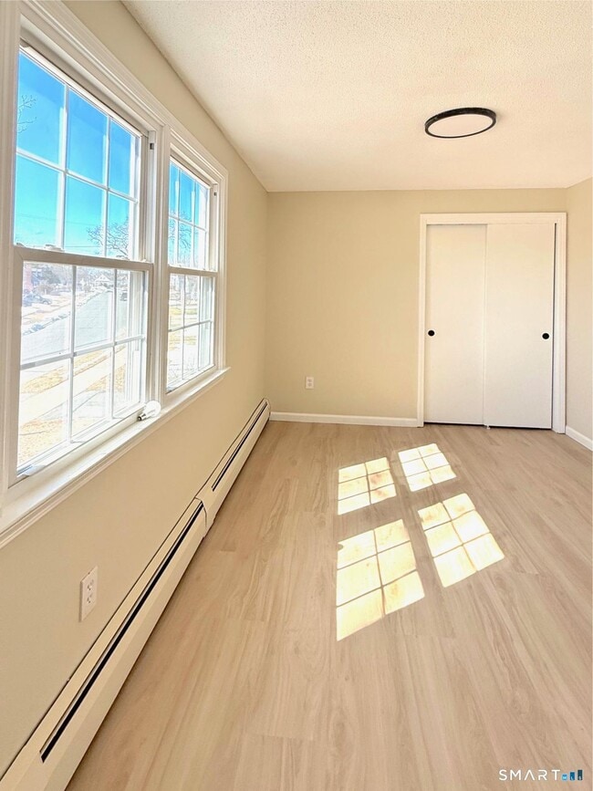 Photo - 47 Crestwood Dr