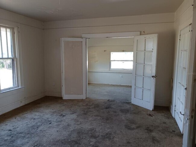 Photo - 720 6th St NE Unit 3