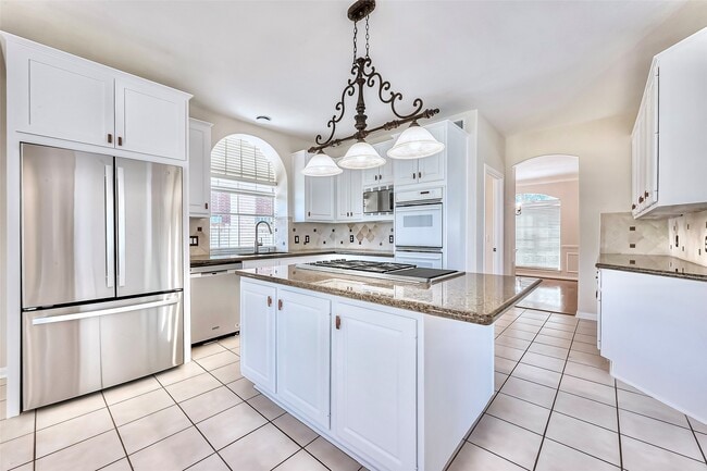 Photo - 19 Calleston Ct