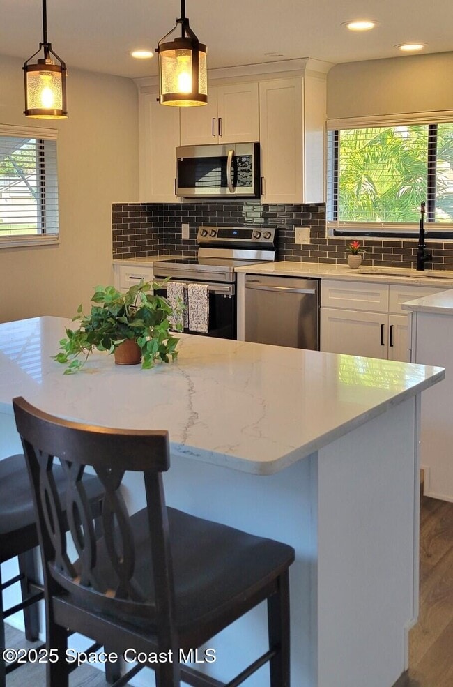 Photo - 313 Myrtlewood Rd