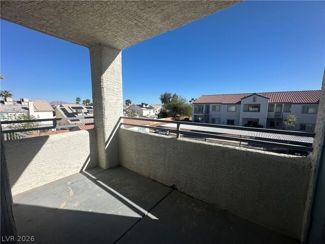 Photo - 3318 N Decatur Blvd Unidad 2110