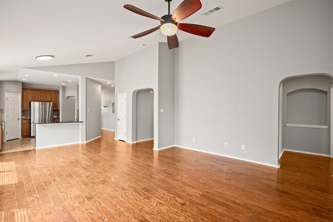 Building Photo - 14012 Marathon Rd