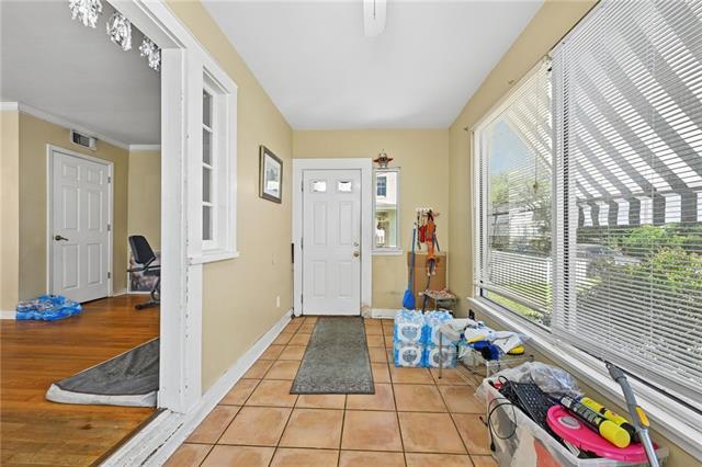 Photo - 512 Short St