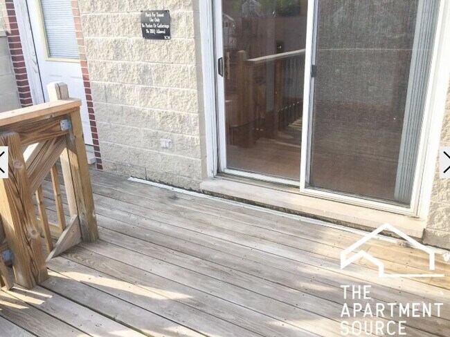 Photo - 1326 W Diversey Pkwy Unit 3