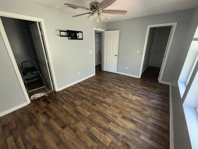 Photo - 6016 W Desoto St