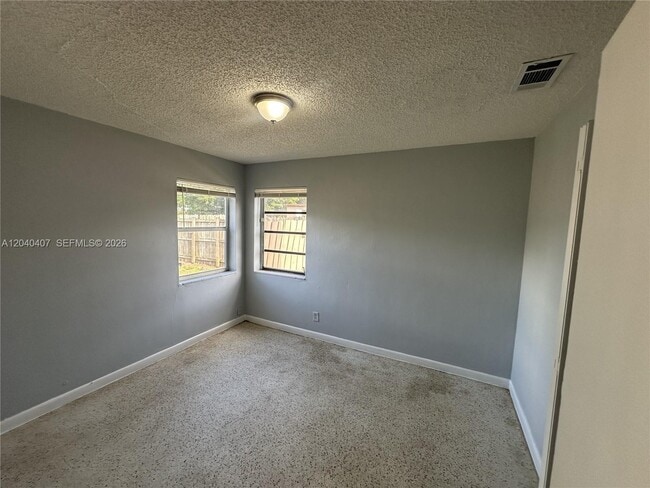 Photo - 820 NW 4th Ave
