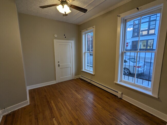 Bedroom - 1 Sherman St Unit Sherman St Apt 1