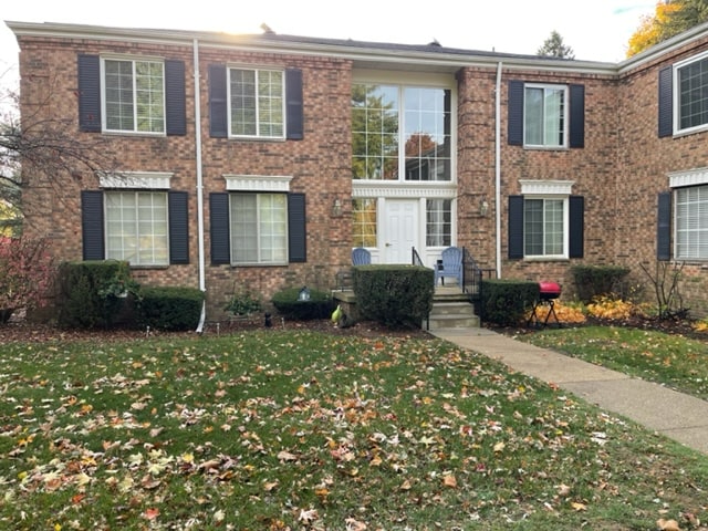 Photo - 625 E Fox Hills Dr