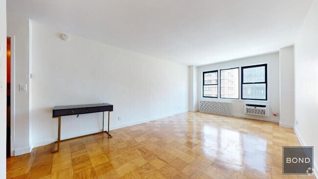Building Photo - 236 E 36th St Unit 7F Rental
